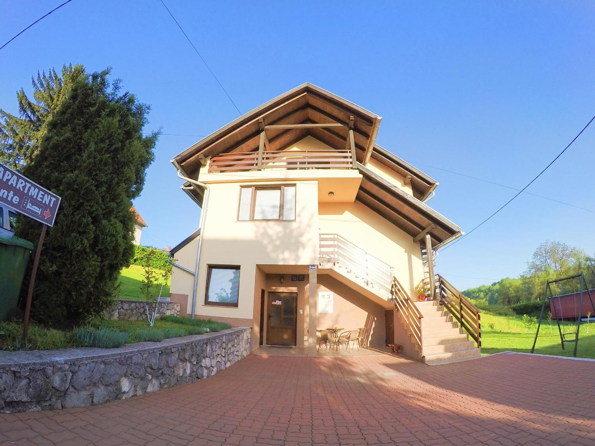 Apartment Ante Slunj Bagian luar foto