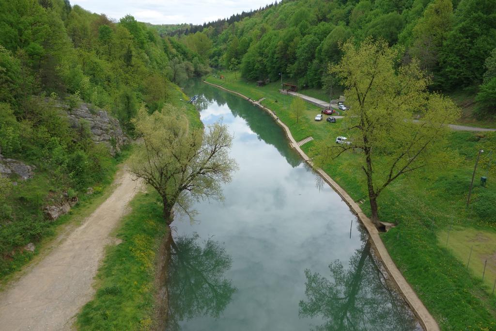 Apartment Ante Slunj Bagian luar foto