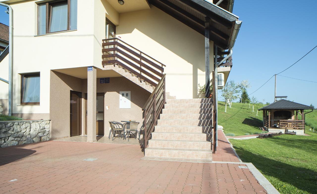 Apartment Ante Slunj Bagian luar foto
