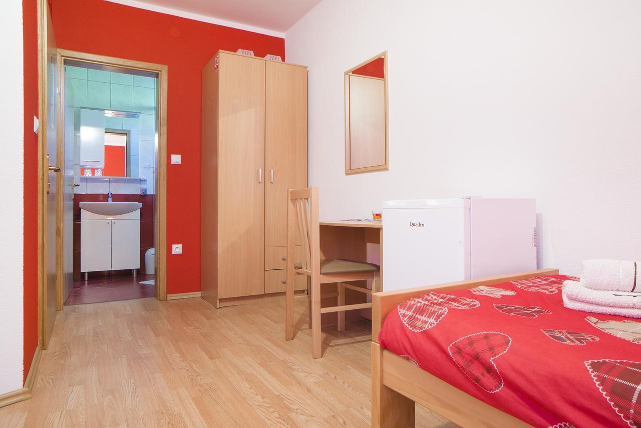 Apartment Ante Slunj Bagian luar foto